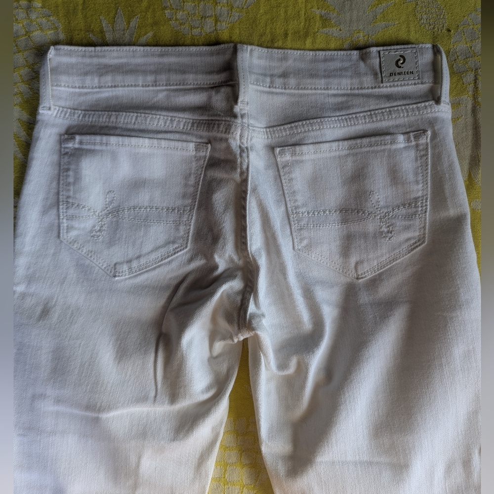 Levis🕊️White Jeans - Picture 8 of 8